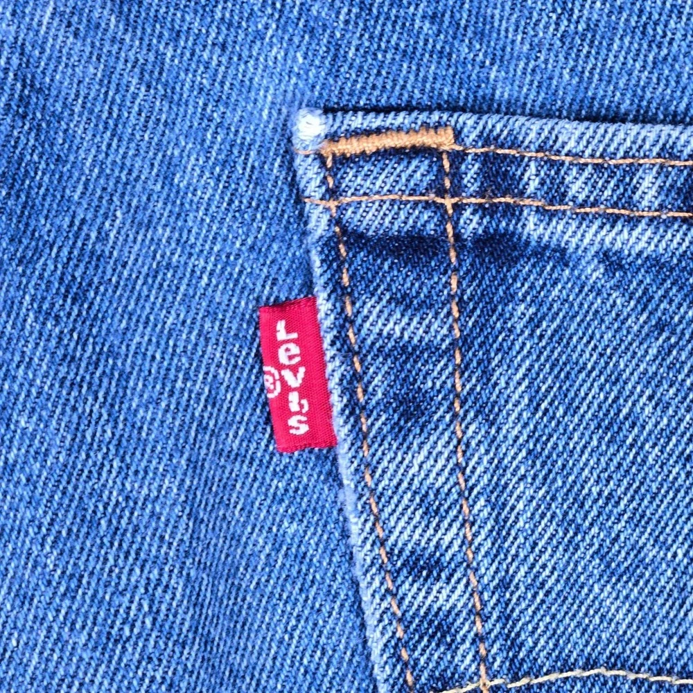 Levis 550 Relaxed Fit Tapered Leg Blue Denim Jeans Mens 32x32 Medium‎ Wash